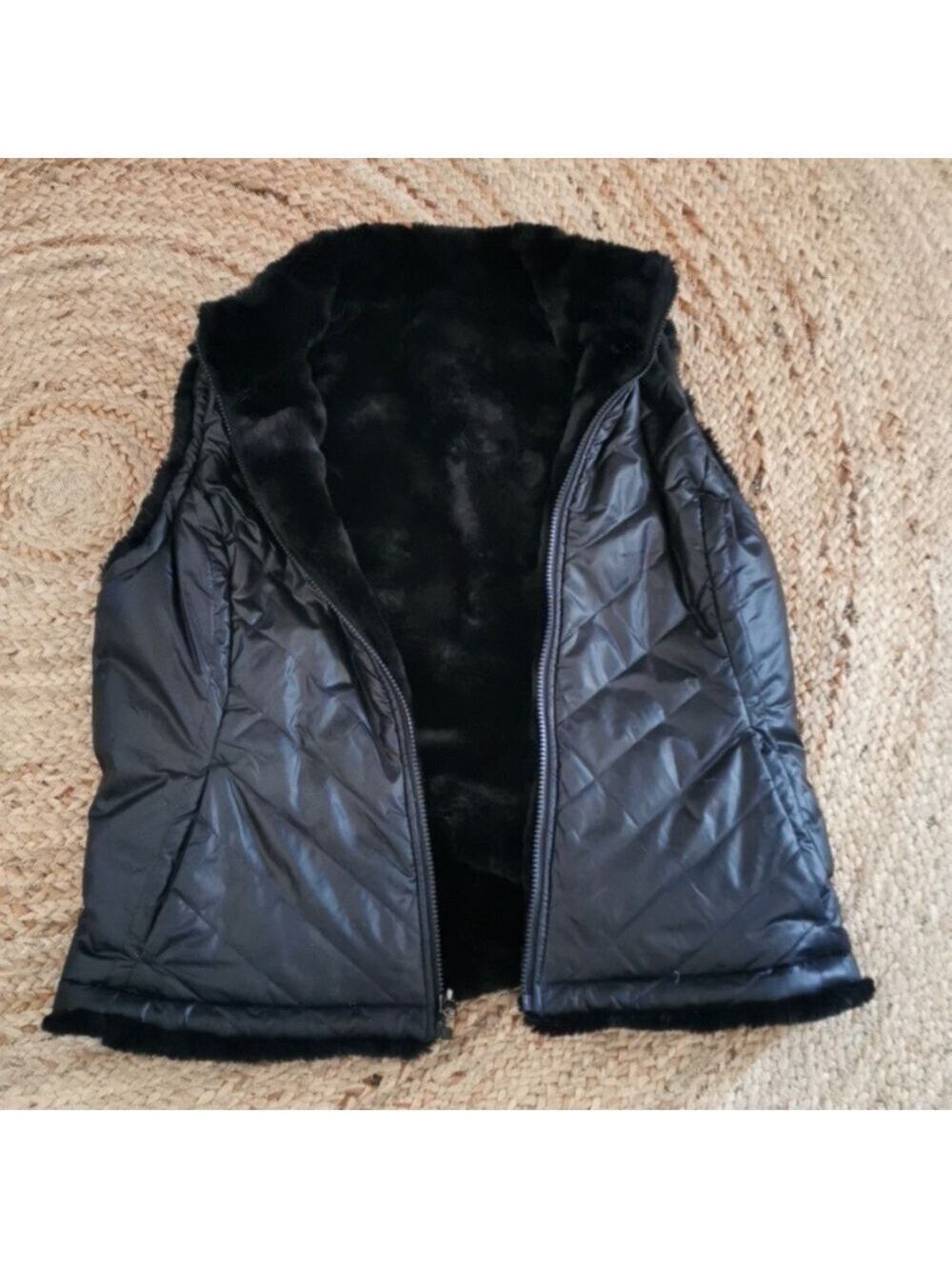 Black Faux Fur Reversible Vest High Collar Cozycore Mobwife Glam. Size M